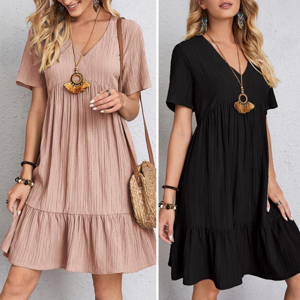 Emily - Stylish dress with figure-flattering tummy coverage